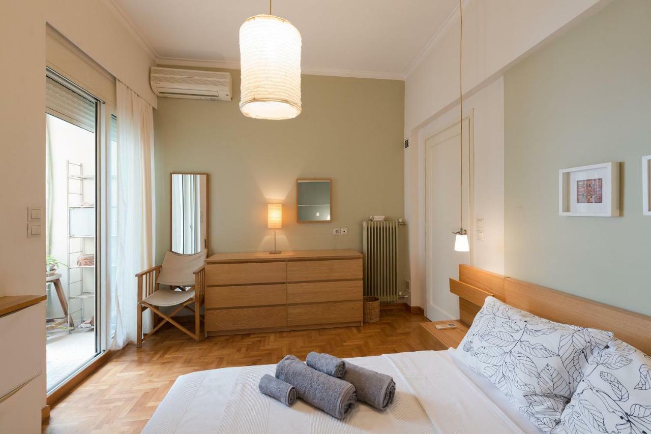 Stylish Flat With Veranda In The Heart Of Athena Bagian luar foto